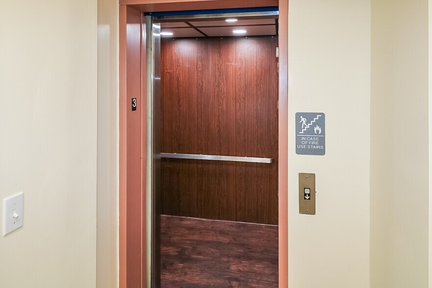 More Photos Of 200 Executive Blvd, Ossining Research And Development For Lease