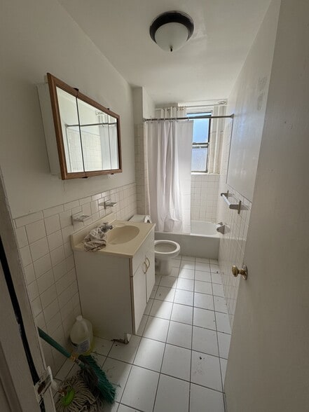 More Photos Of 251 E 236th St, Bronx Apartments For Sale