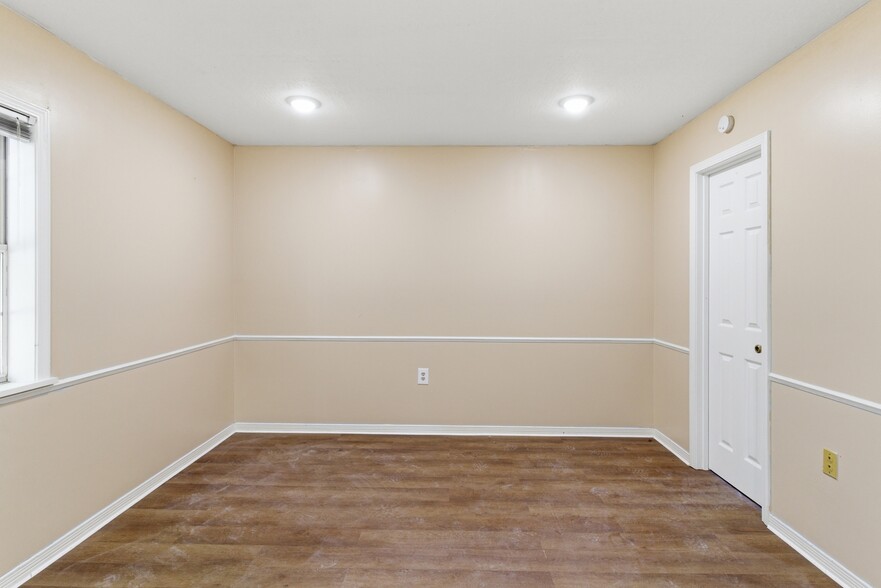 More Photos Of 307 3rd Ave, Hattiesburg Office For Sale