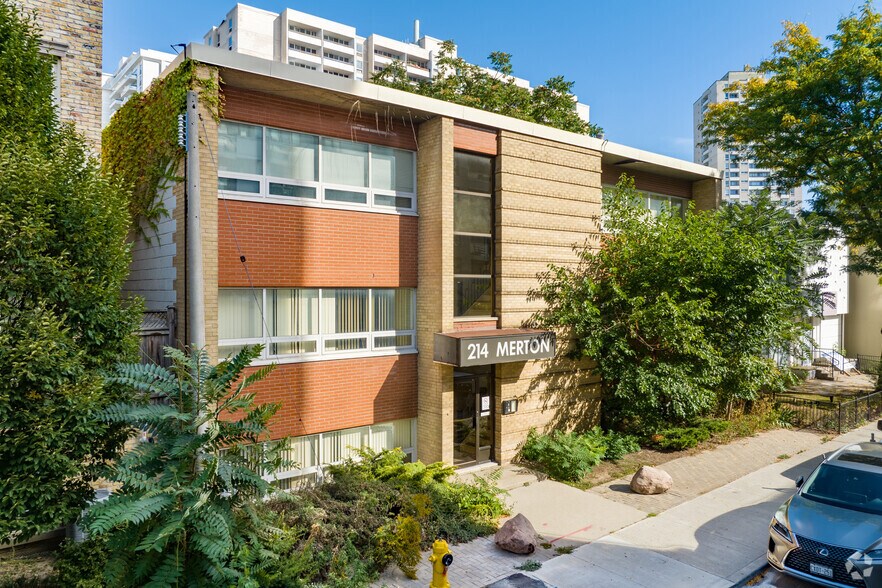 Primary Photo Of 214 Merton St, Toronto Office For Lease