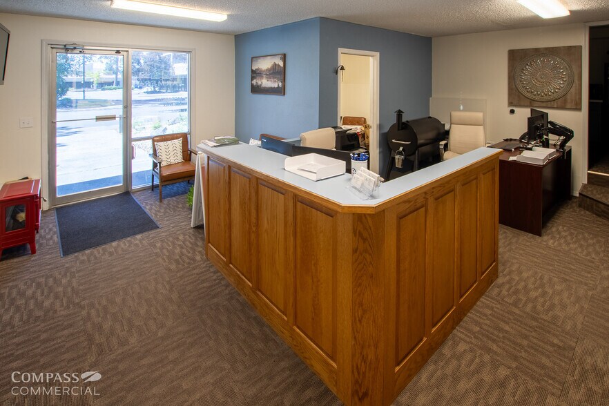 More Photos Of 1208 NE 4th St, Bend Office For Sale
