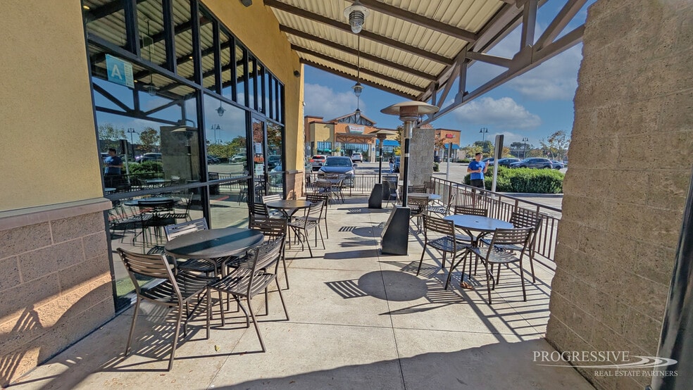 More Photos Of 1046 W Gladstone St, San Dimas Restaurant For Lease