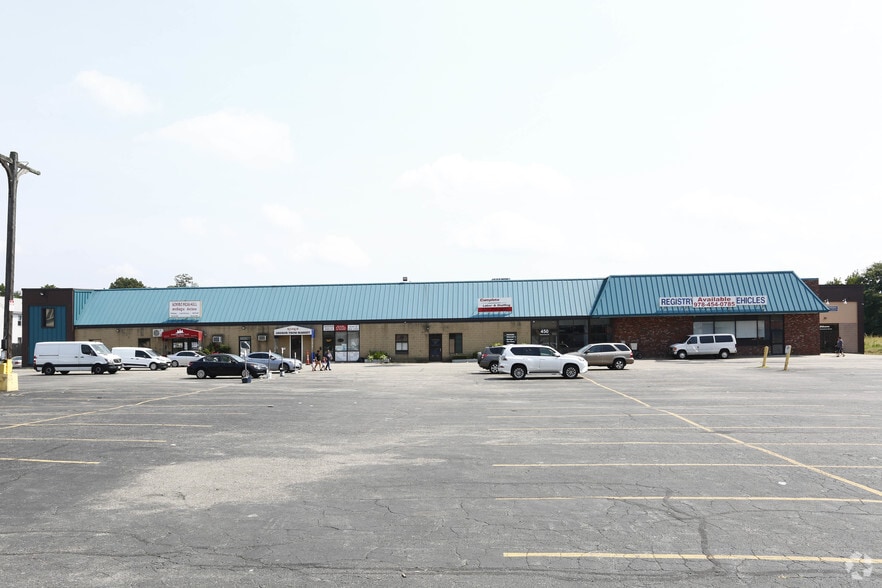 More Photos Of 450 Chelmsford St, Lowell Freestanding For Lease