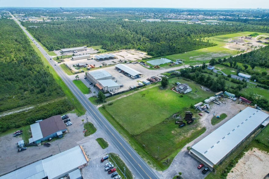 More Photos Of 2325 Transmitter Rd, Panama City Warehouse For Lease