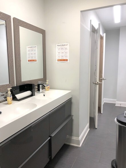 More Photos Of 721 D St SE, Washington Storefront Retail Office For Lease