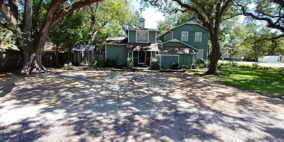 Primary Photo Of 713 2nd St, League City Office Residential For Lease