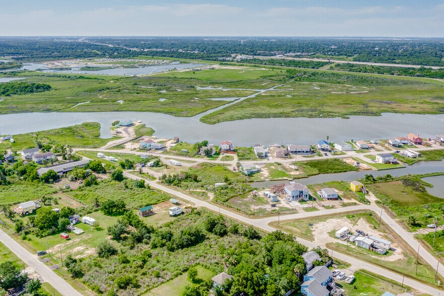 More Photos Of 0 Swan St, Hitchcock Land For Sale