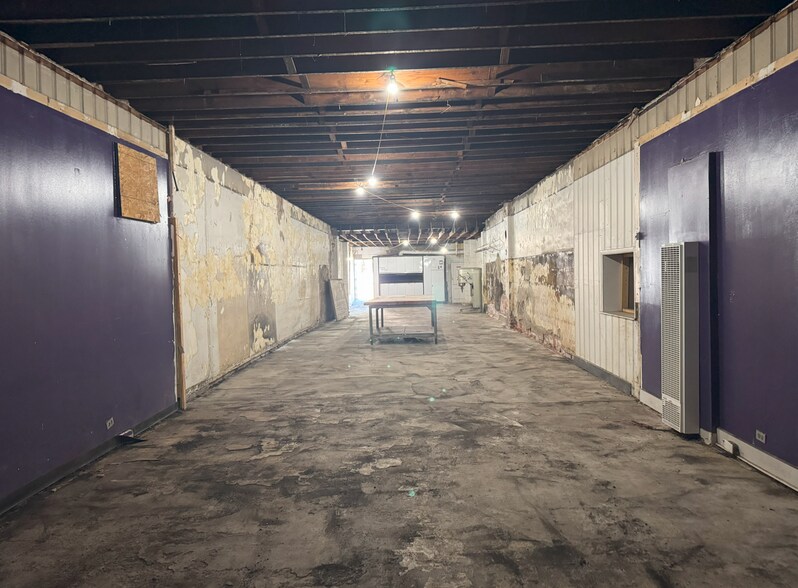 More Photos Of 1328 W Broad St, Columbus Freestanding For Lease