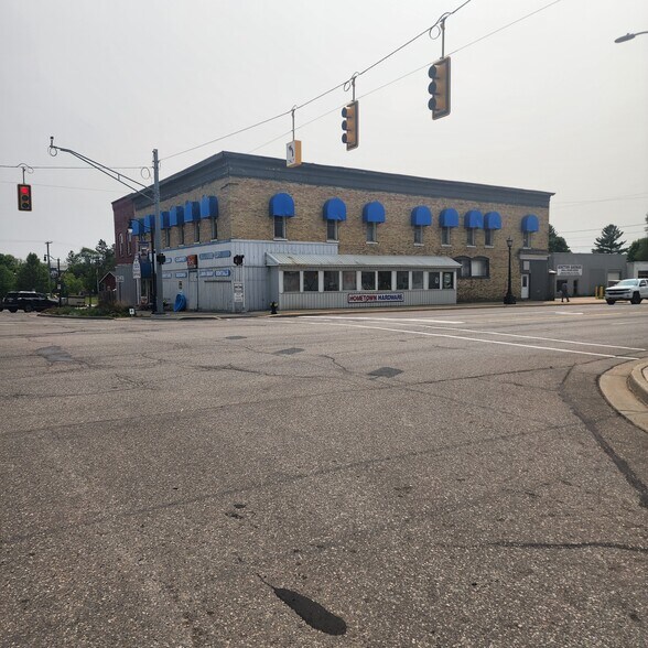 More Photos Of 104 S Main St, Evart Storefront For Sale