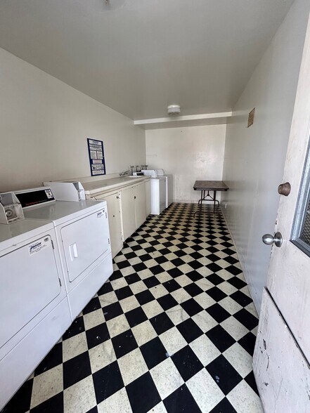 More Photos Of 833-835 Alvarado St, Los Angeles Apartments For Sale