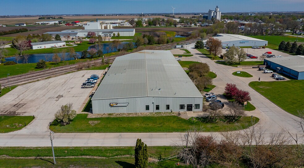 More Photos Of 107 Industrial Park Rd, Story City Warehouse For Sale