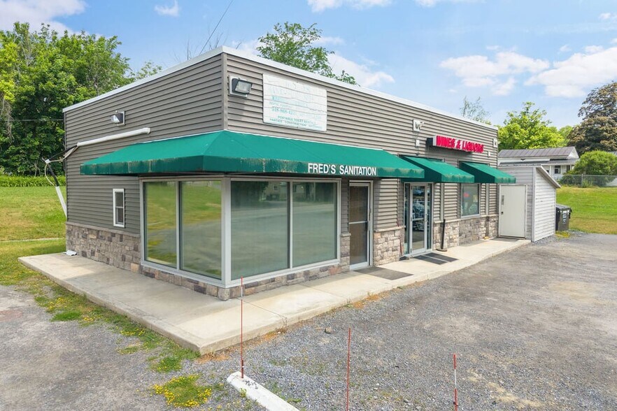 More Photos Of 3585 US-20, Sloansville Freestanding For Sale