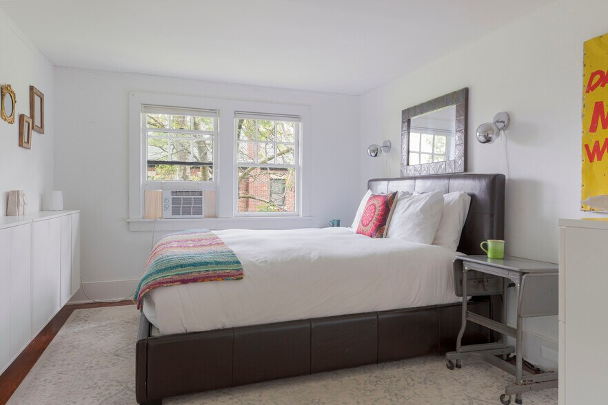 More Photos Of 4170 Rte 9W, Saugerties Hospitality For Sale