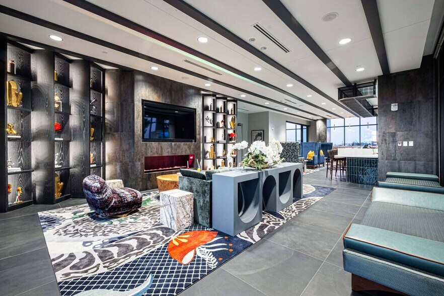 More Photos Of 1331 Spring St NW, Atlanta Unknown For Lease