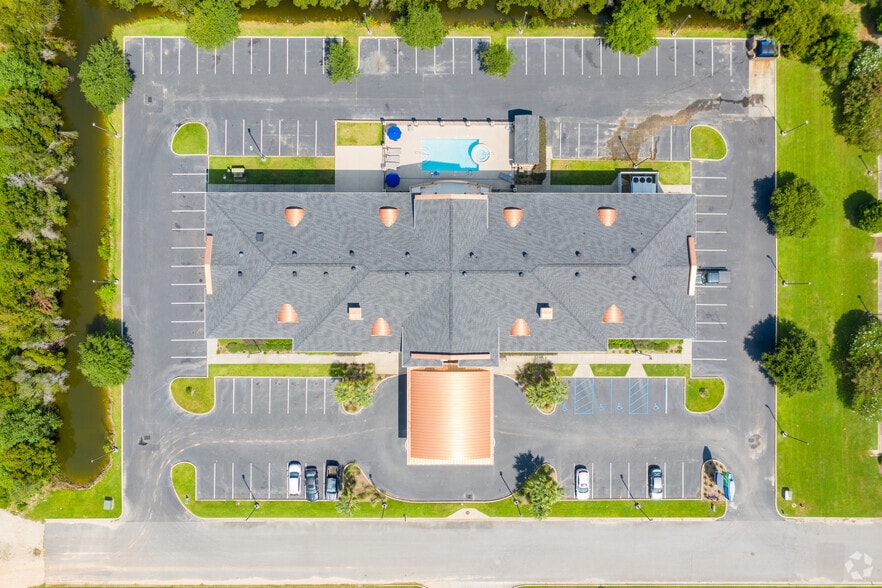 More Photos Of 3155 Abbey Ln, Foley Hotel For Sale