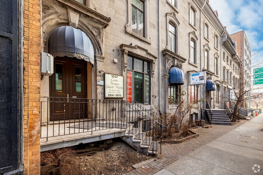 More Photos Of 1031 St Saint-Denis, Montréal Storefront Retail Office For Sale