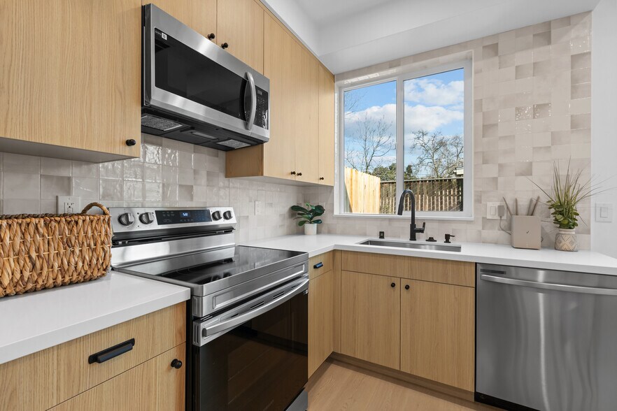 More Photos Of 4401 El Camino Ave, Sacramento Apartments For Sale