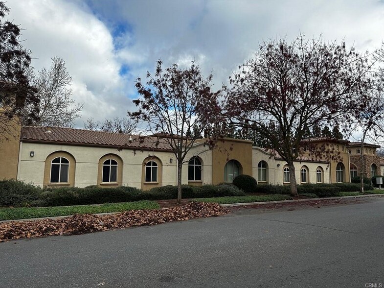 More Photos Of 132 Mission Ranch Blvd, Chico Office For Lease