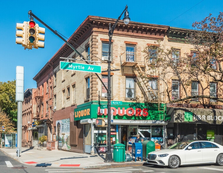 More Photos Of 403 Myrtle Ave, Brooklyn Apartments For Lease