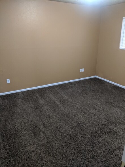 More Photos Of 401 Pinchback Rd, Beaumont Apartments For Sale