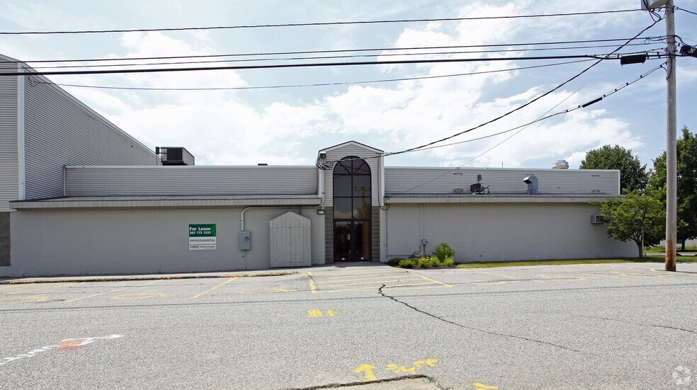 More Photos Of 18-24 Mollison Way, Lewiston Specialty For Lease