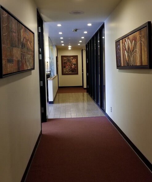 More Photos Of 517 N Mountain Ave, Upland Office For Lease