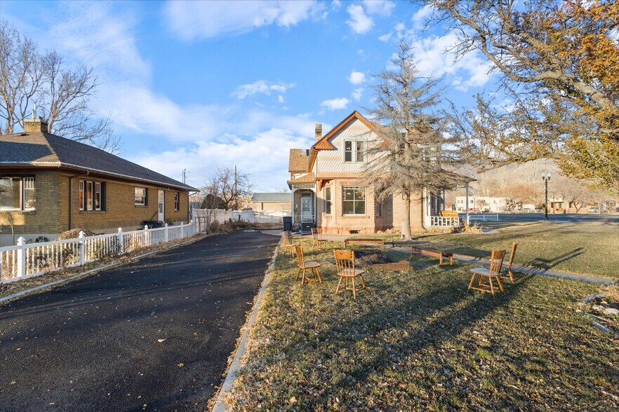 More Photos Of 305 N Main St, Nephi Office Residential For Sale