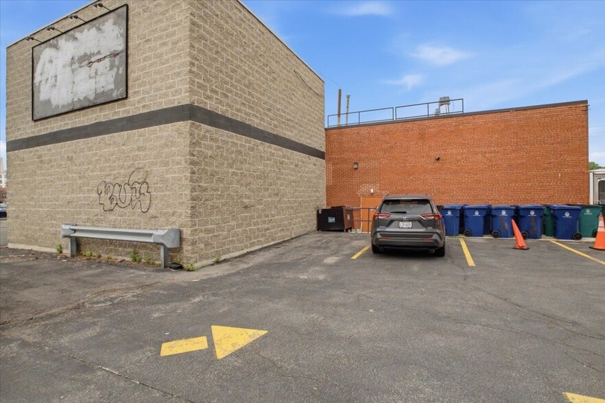 More Photos Of 301 Franklin St, Buffalo Restaurant For Sale