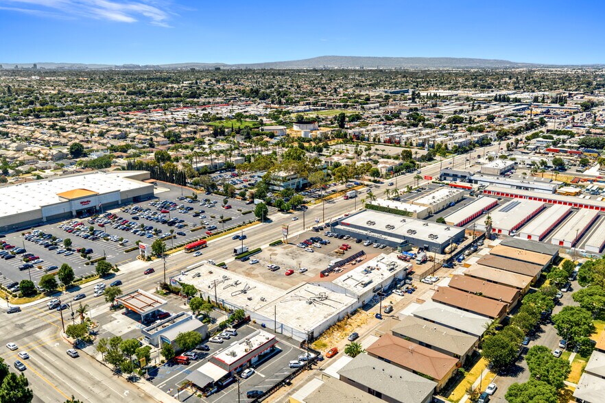More Photos Of 3321-3337 E South St, Long Beach, Long Beach Storefront For Lease