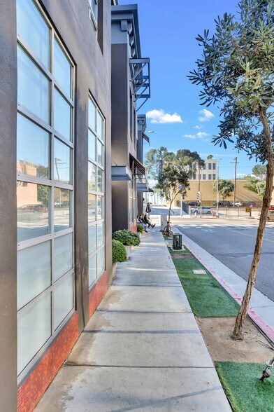 More Photos Of 212 Marine St, Santa Monica Loft Creative Space For Sale