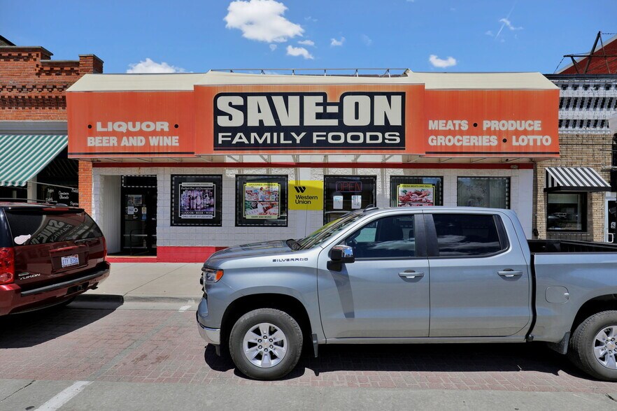 More Photos Of 131 E Grand River Ave, Fowlerville Storefront For Sale