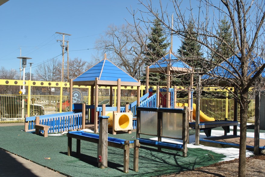 More Photos Of 8111 Quincy Ave, Cleveland Medical For Lease