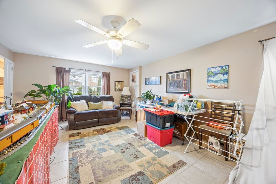 More Photos Of 15744 97th St, Howard Beach Multifamily For Sale