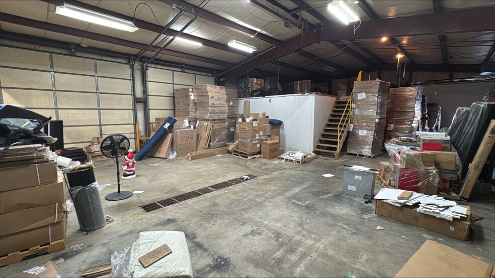 More Photos Of 23044 N State Road 37, Noblesville Manufacturing For Sale