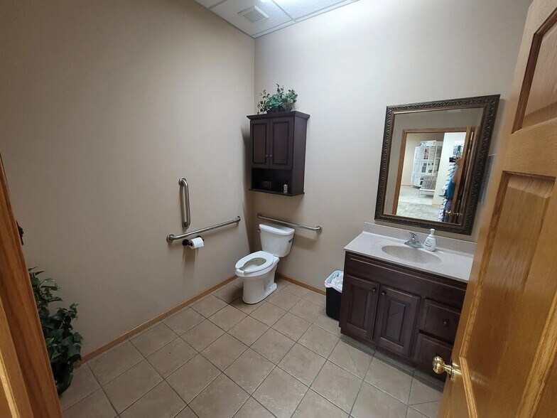 More Photos Of 8075 Sterling Dr, Saint Joseph Warehouse For Sale