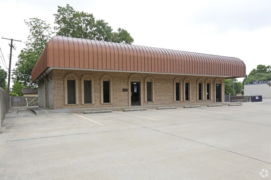 Primary Photo Of 3610-3616 Saturn Rd, Garland Office For Lease