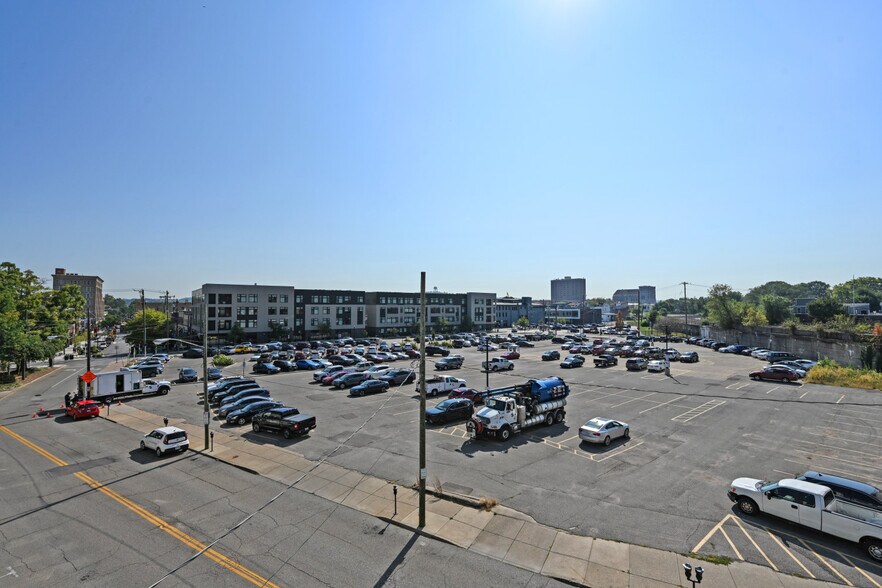 More Photos Of 640 Russell St, Covington Storefront Retail Office For Sale
