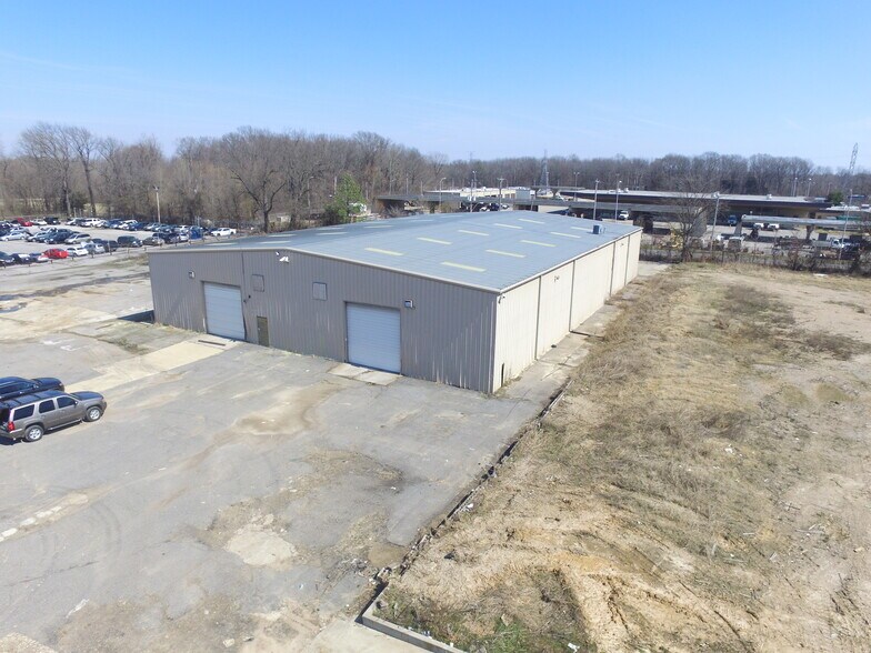 Primary Photo Of 2964 S 3rd St, Memphis Warehouse For Sale
