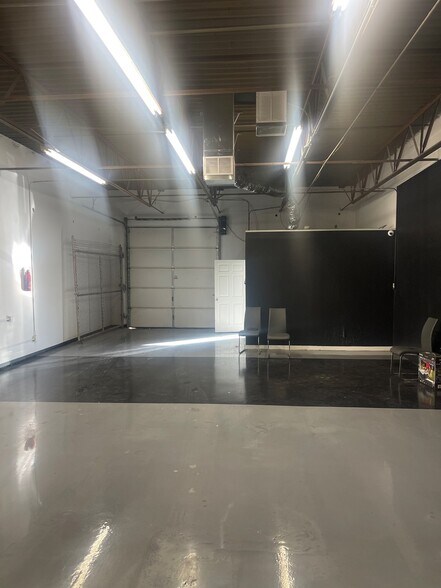 More Photos Of 8100-8200 N Classen Blvd, Oklahoma City Unknown For Lease