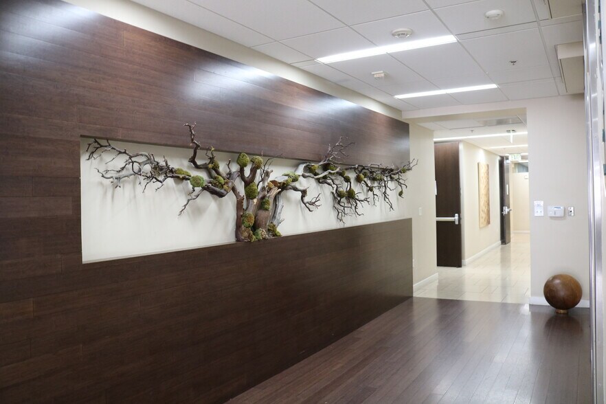More Photos Of 8900 Wilshire Blvd, Beverly Hills Medical For Lease