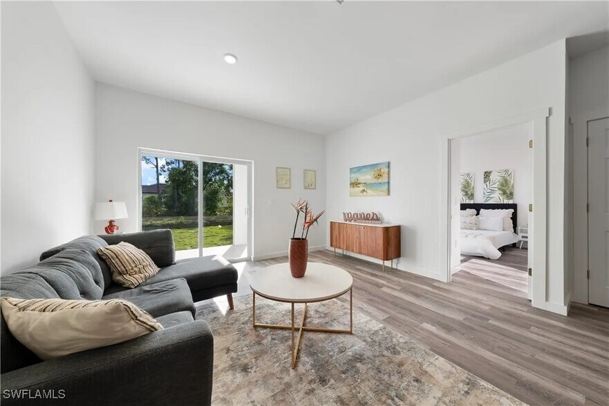 More Photos Of 2429-2431 Lola Ave, Lehigh Acres Apartments For Sale