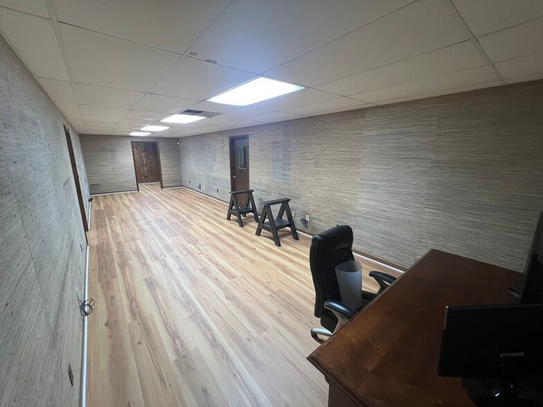 More Photos Of 200 Powercorp Dr, Chattanooga Manufacturing For Lease
