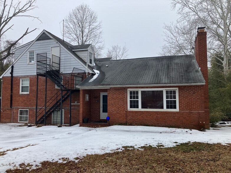 Primary Photo Of 25-29 Wishing Rock Rd, Pasadena Office For Lease