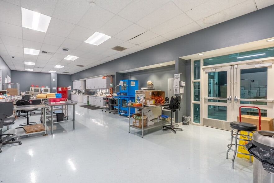 More Photos Of 4111 Brew Master Dr, Ceres Warehouse For Sale