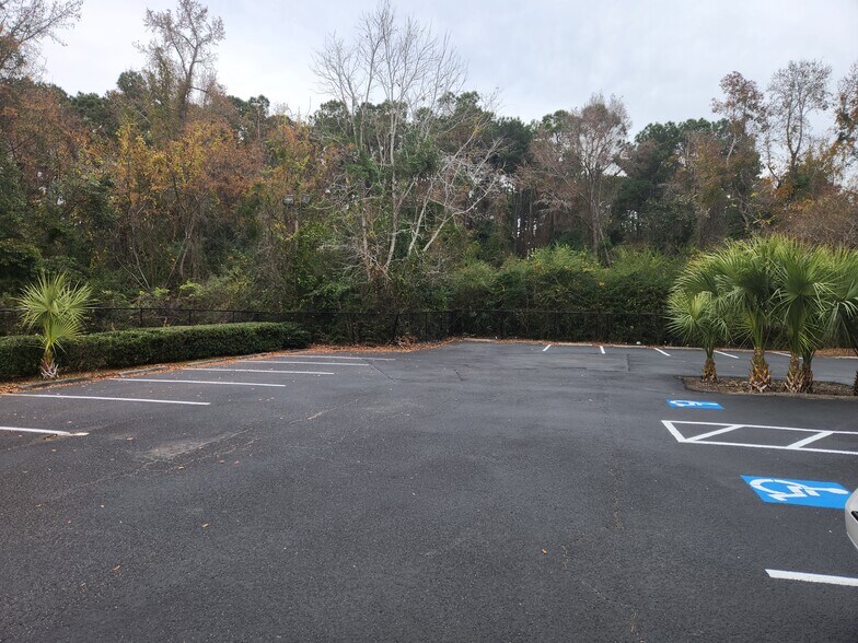 More Photos Of 2704 Highmarket St, Georgetown Freestanding For Sale