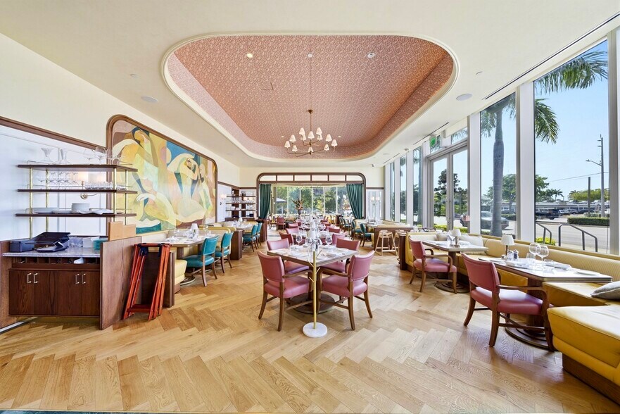 More Photos Of 4 OASIS Hallandale, 1006 E Hallandale Beach, Hallandale Beach Restaurant For Sale