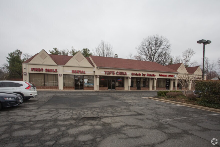 More Photos Of 8723 Richmond Hwy, Alexandria Unknown For Lease