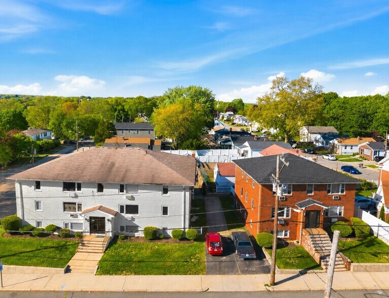 More Photos Of 777-787 Admiral St, Providence Apartments For Sale