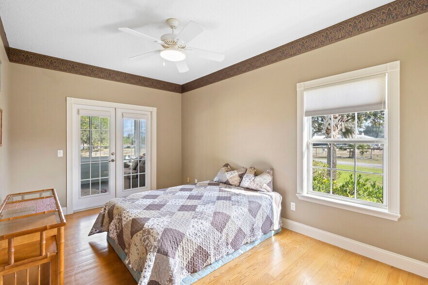 More Photos Of 42554 Maggie Jones Rd, Paisley Horse Stables For Sale