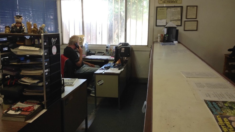 More Photos Of 1611 S Airport Way, Stockton Specialty For Lease